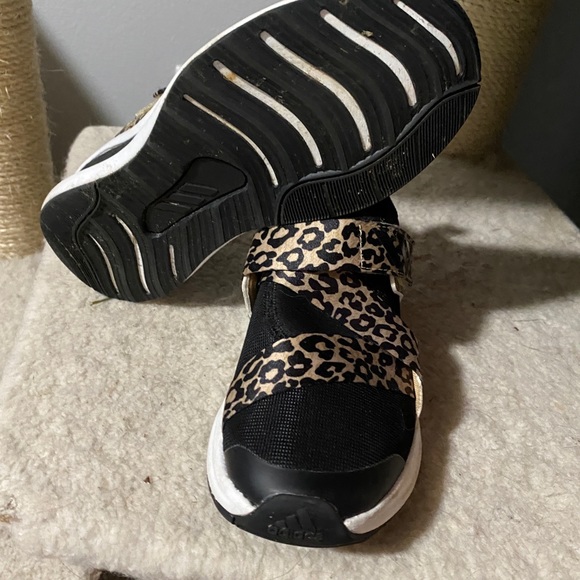 Girls Adidas 2.5 - Picture 3 of 3